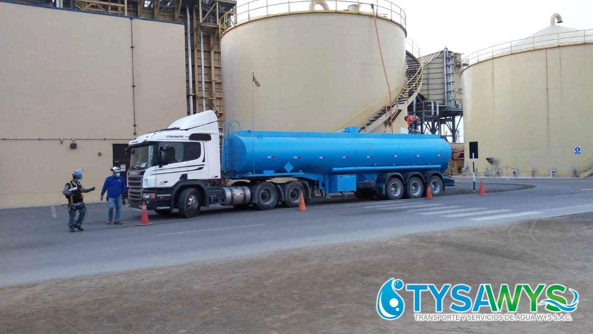 Transporte de Agua Potable en Santa Rosa: ¡Agua Pura a tu Negocio y Hogar!