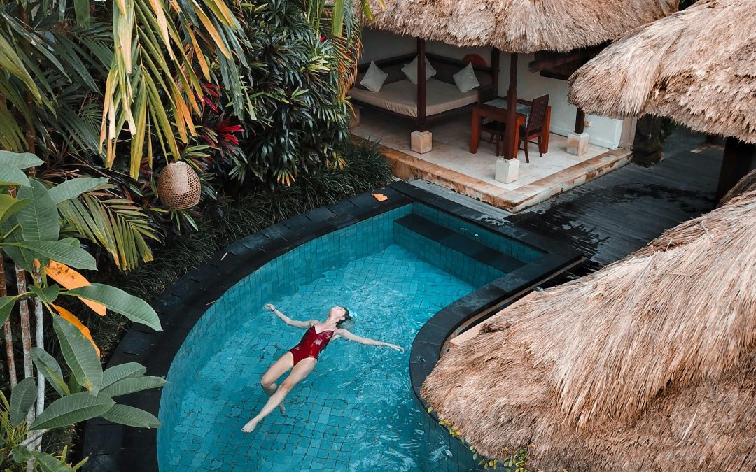 ¡Olvídate de la manguera! Agua para piscinas a domicilio: la ola de frescura que llega a tu puerta