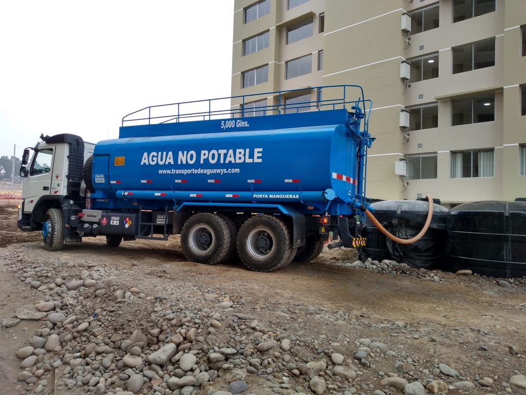 Alquiler de cisterna de agua por horas Lima