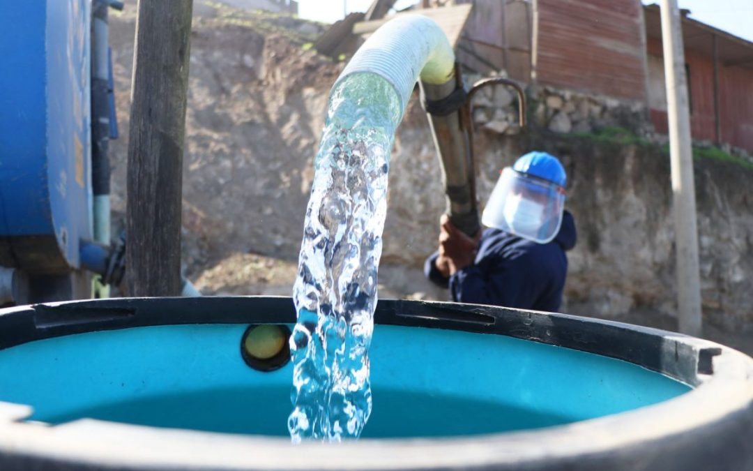 Camión Cisterna de Agua a Domicilio: Precio y Beneficios
